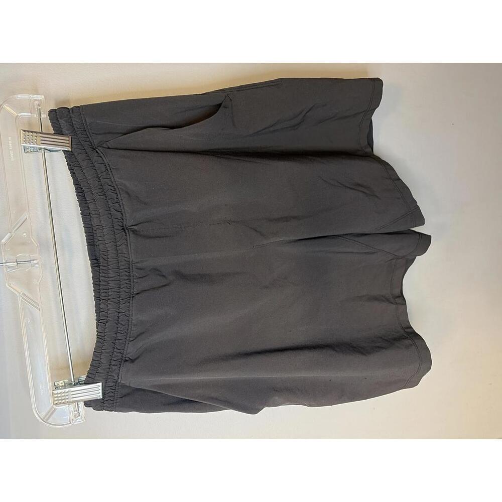 Lululemon Men's Black Athletic Shorts 28 inch waist Size small